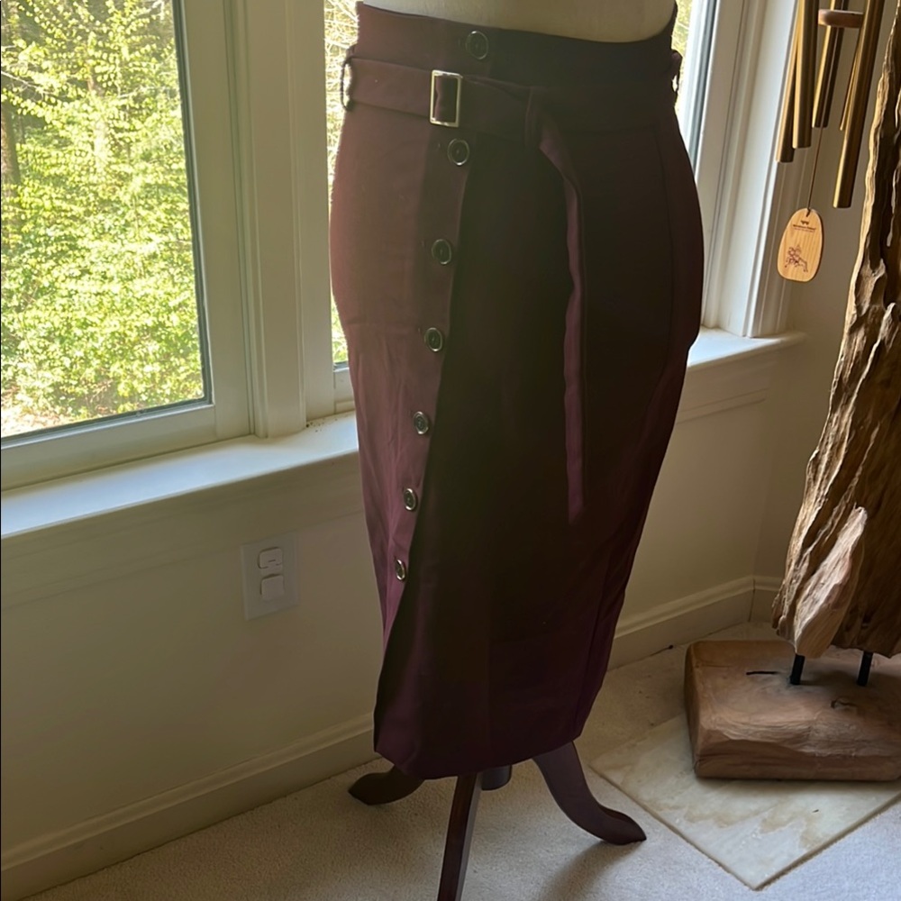 White House Black Market Burgundy Button-Down Skirt US 8